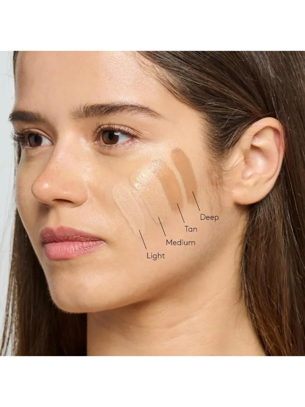 Tinted Mineral Sunscreen SPF with Zinc Oxide | Tone-Adapting, Buildable Coverage